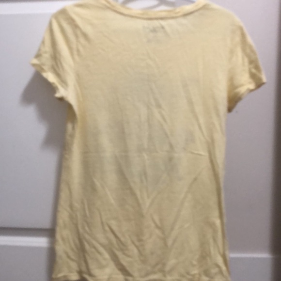American Eagle Outfitters yellow short sleeved tee size large - Picture 6 of 6